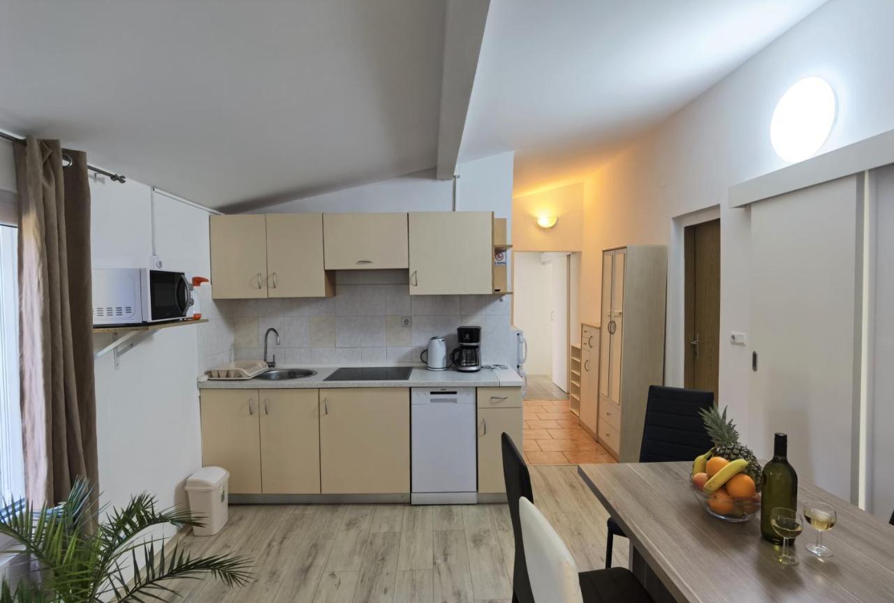 Apartment Rosemary Medulin Buitenkant foto