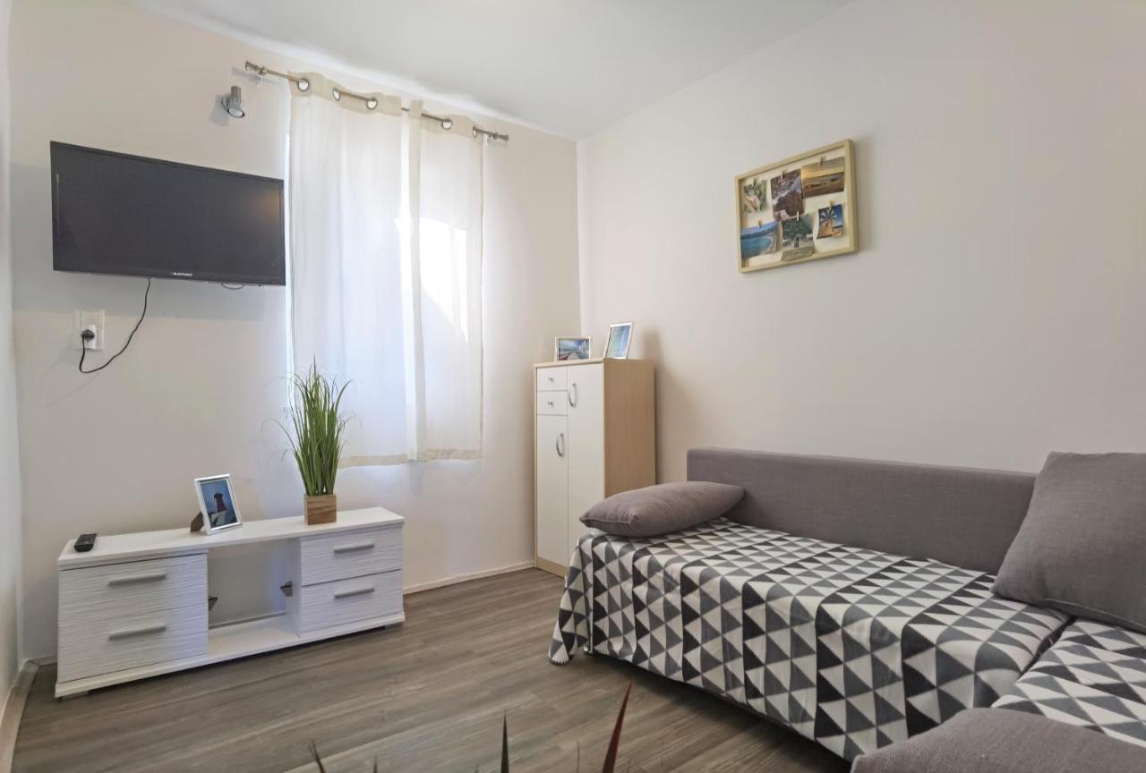 Apartment Rosemary Medulin Buitenkant foto