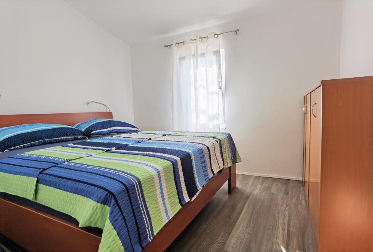 Apartment Rosemary Medulin Buitenkant foto